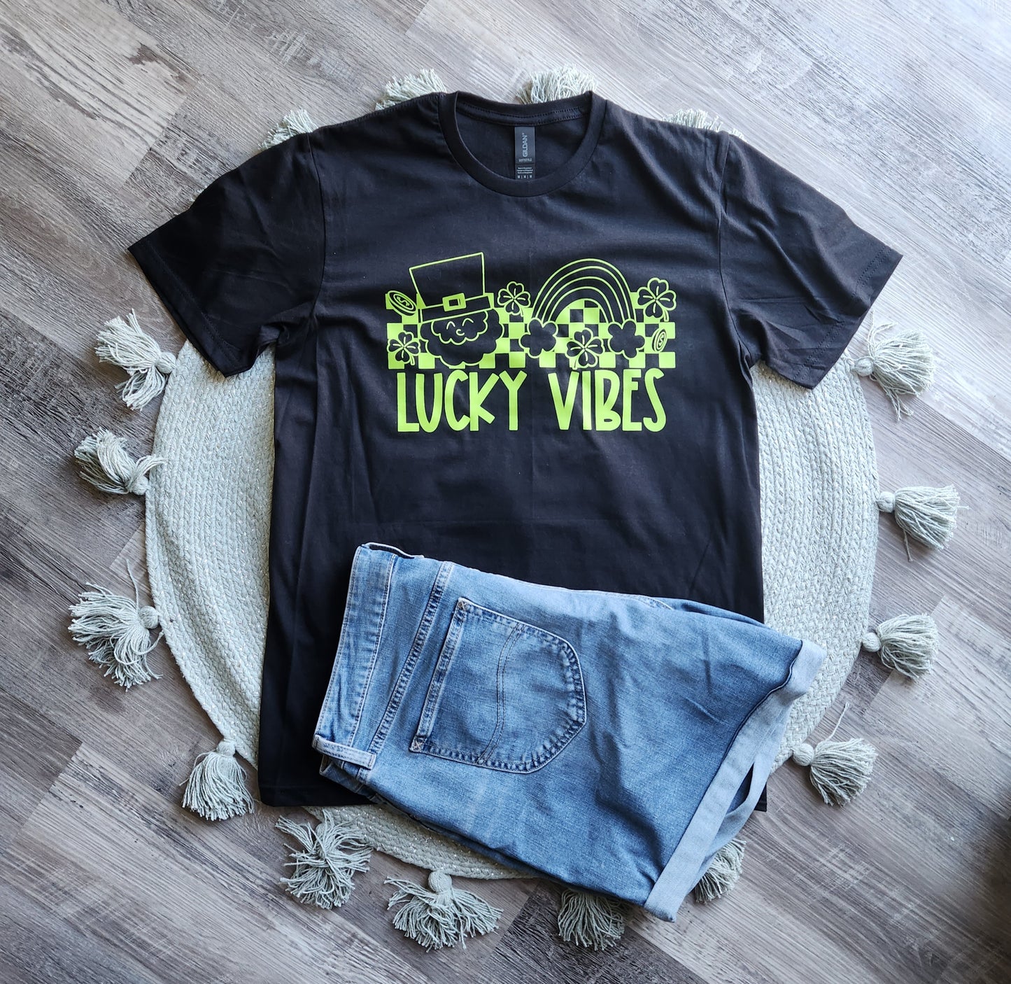 Lucky Vibes T-Shirt